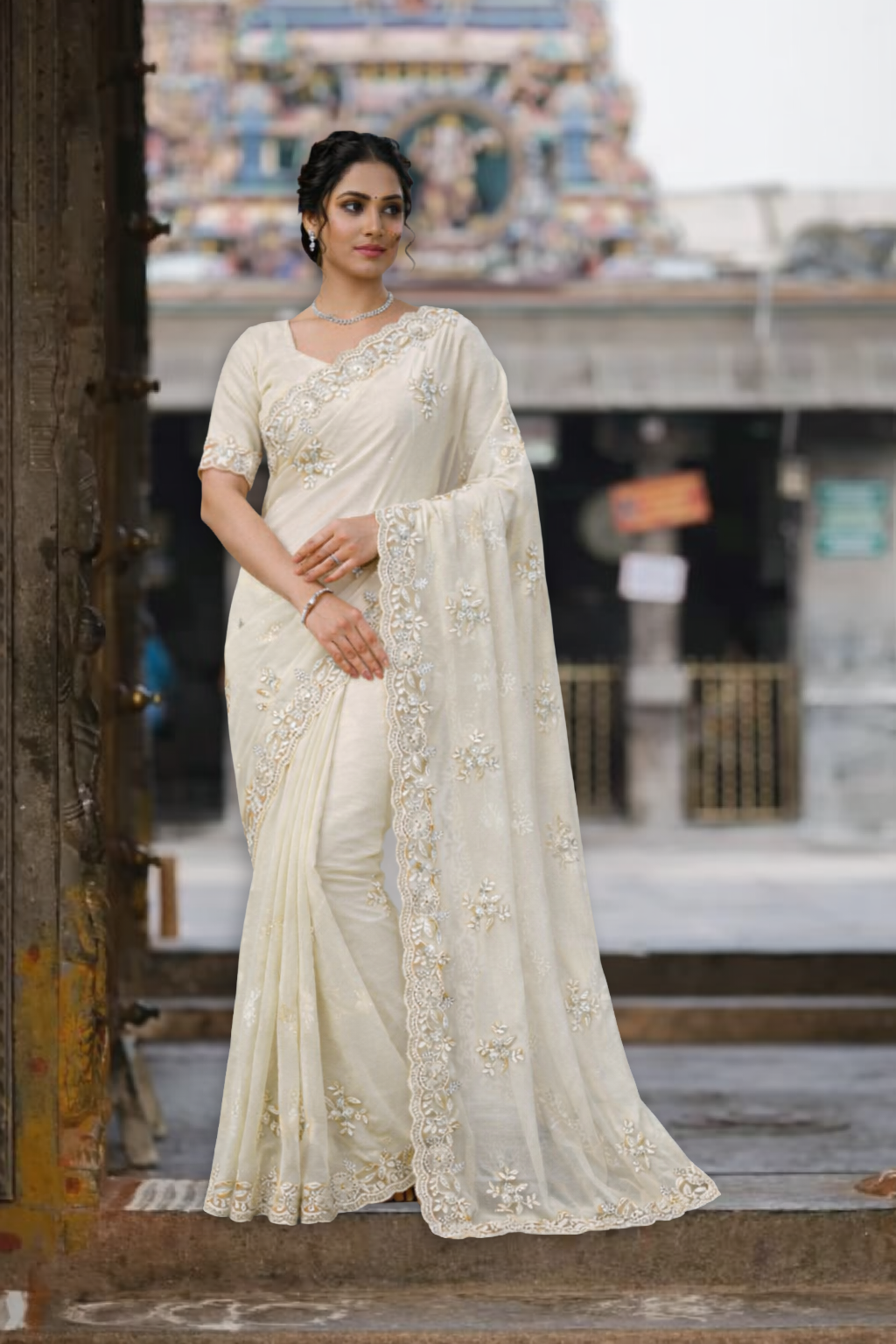 Fabric Fendy Ena White Color Saree